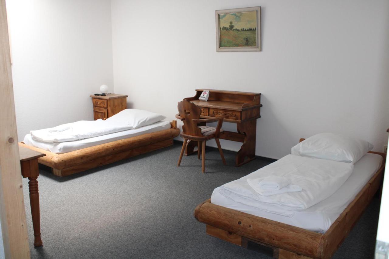 Hotel Maximo Pinneberg Ngoại thất bức ảnh