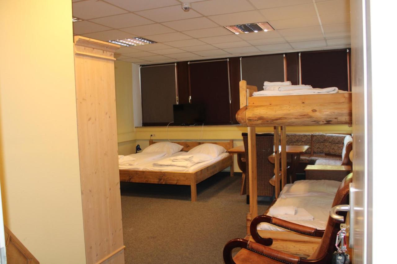 Hotel Maximo Pinneberg Ngoại thất bức ảnh