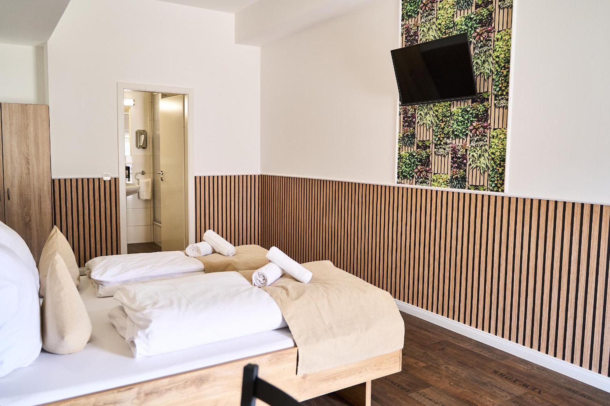 Hotel Maximo Pinneberg Ngoại thất bức ảnh