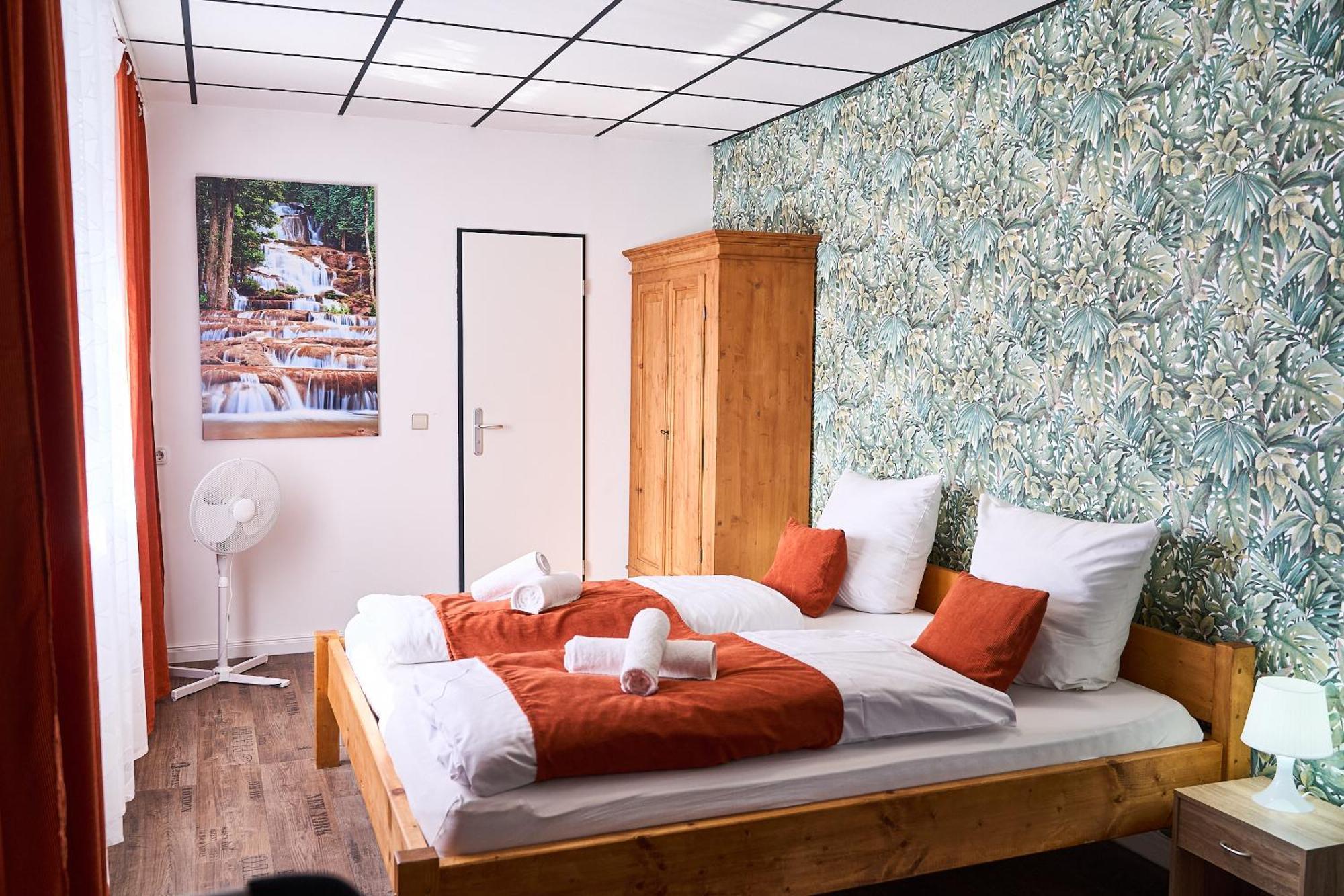 Hotel Maximo Pinneberg Ngoại thất bức ảnh